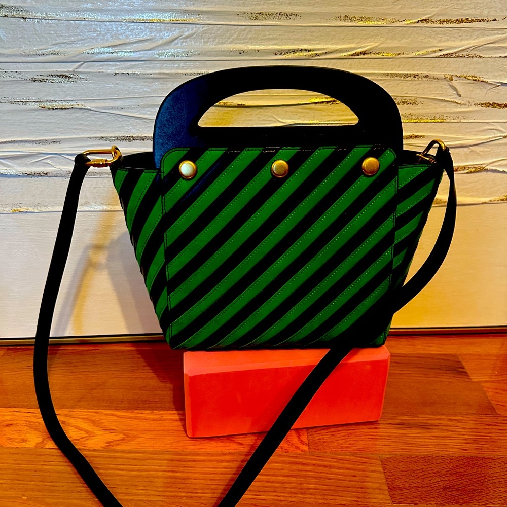 Tory Burch Striped Bermuda Bag in Green and navy. NWOT. Magnetic/cross body